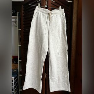 NWT - KOTN sustainable lounge pants